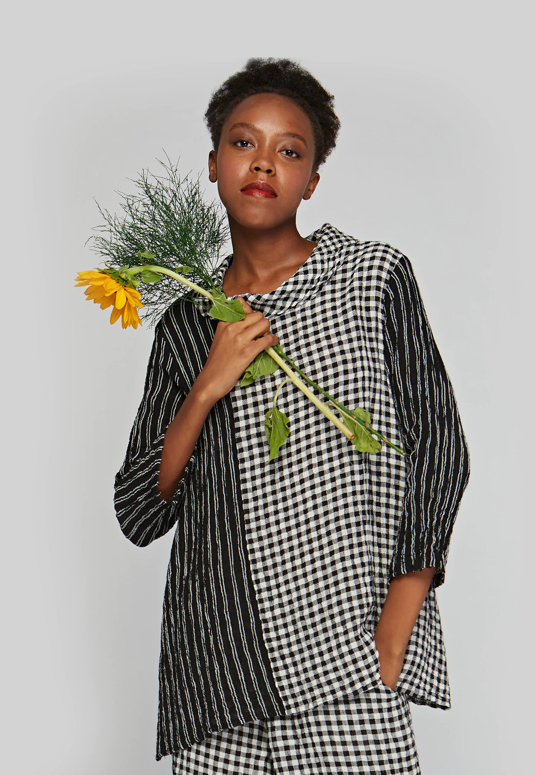 ILLUSTRA Checkered and striped blended, gauze linen blouse