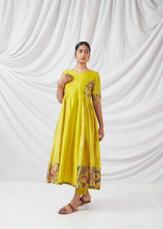 Daasvaala Salwar Set In Pineapple Yellow